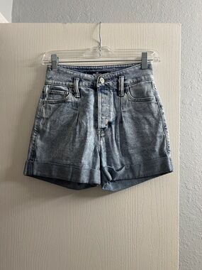 Hollister Light Wash Rolled Hem Denim Shorts